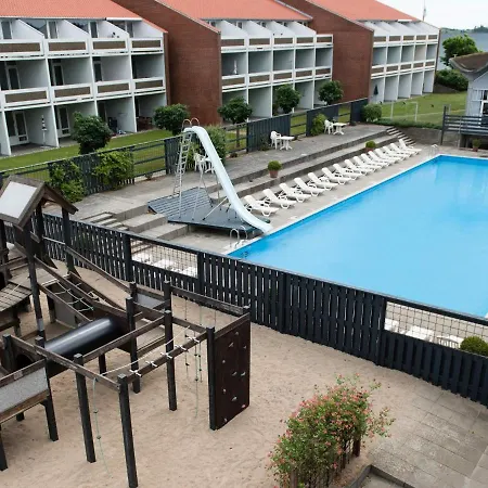 Xcii Apartment *